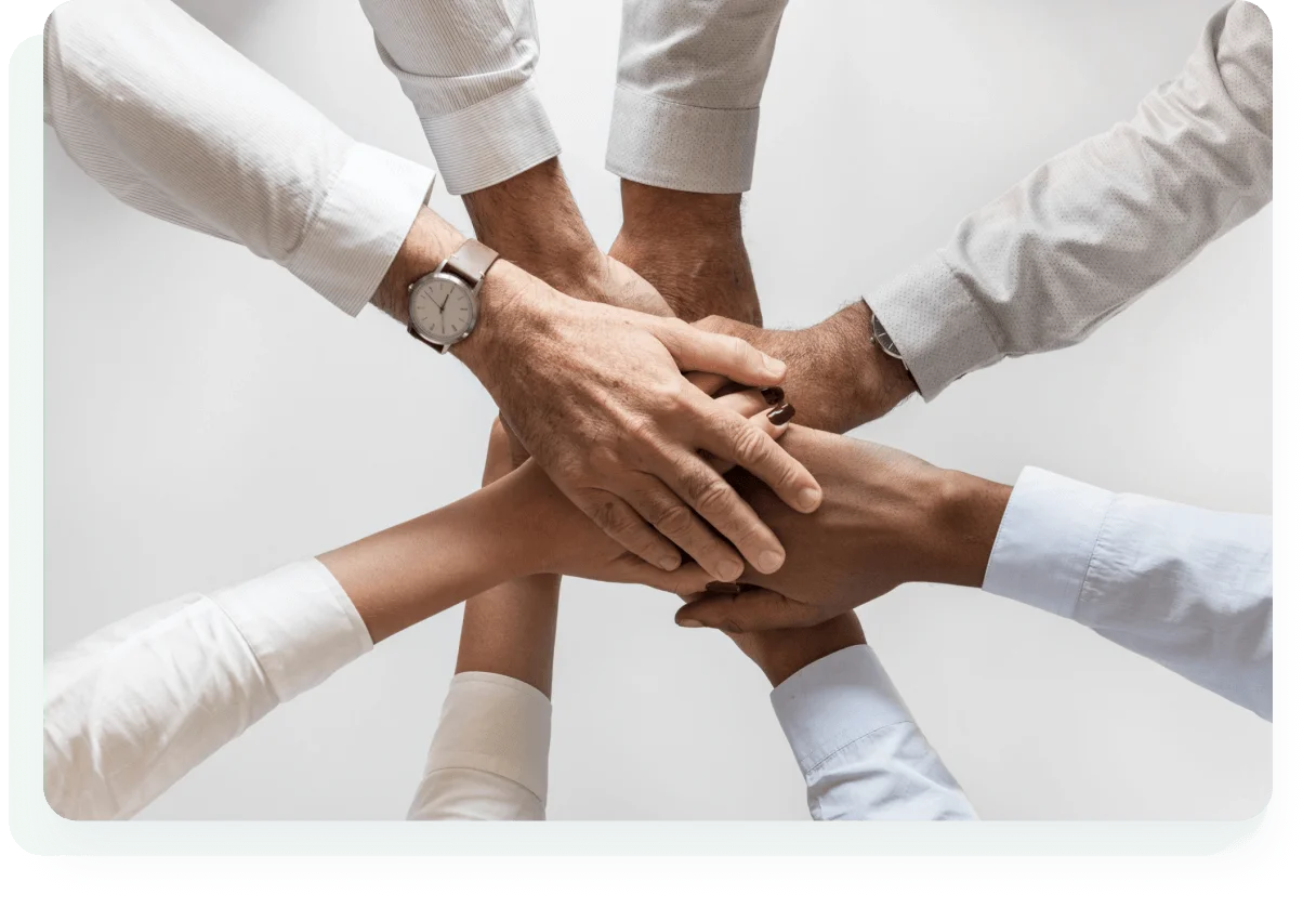 Team collaborating on building transparent mobile measurement